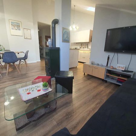 Apartment D Free Parking & Wifi, Walking Distance To Centrum Zadar Exteriör bild