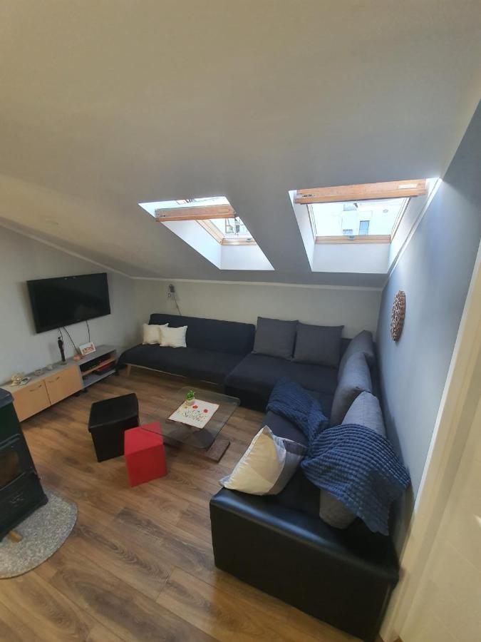 Apartment D Free Parking & Wifi, Walking Distance To Centrum Zadar Exteriör bild