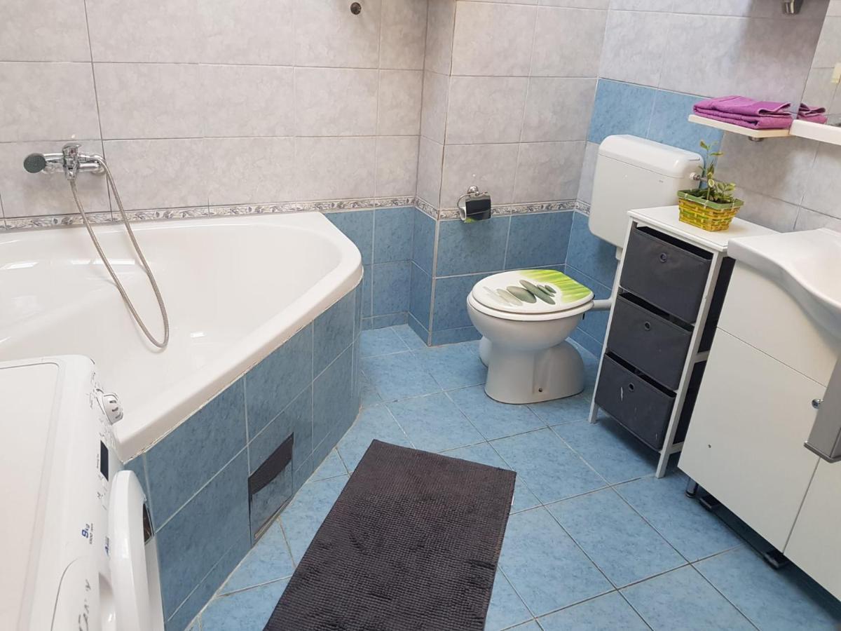 Apartment D Free Parking & Wifi, Walking Distance To Centrum Zadar Exteriör bild
