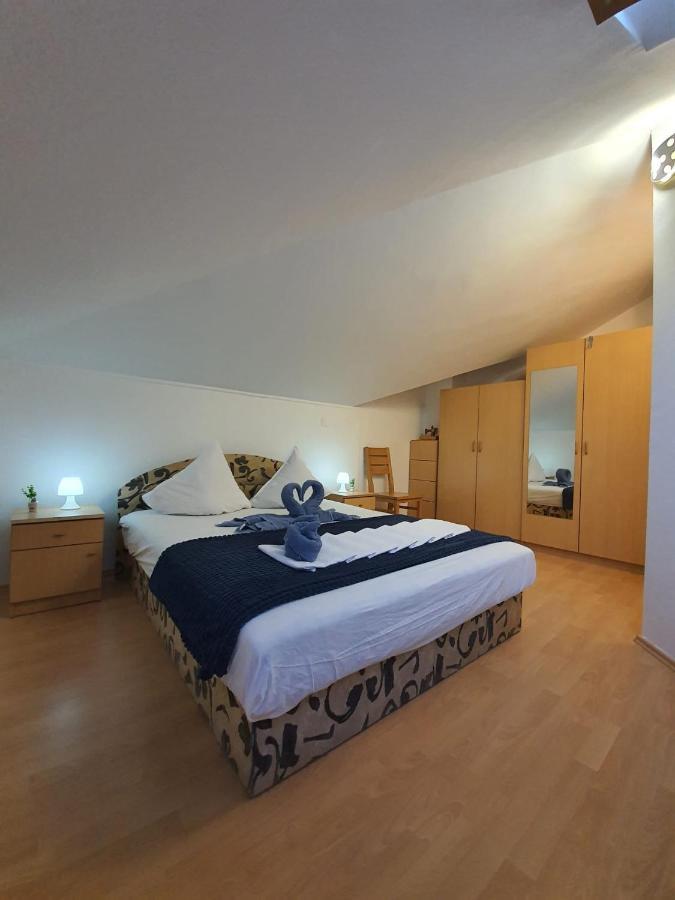 Apartment D Free Parking & Wifi, Walking Distance To Centrum Zadar Exteriör bild