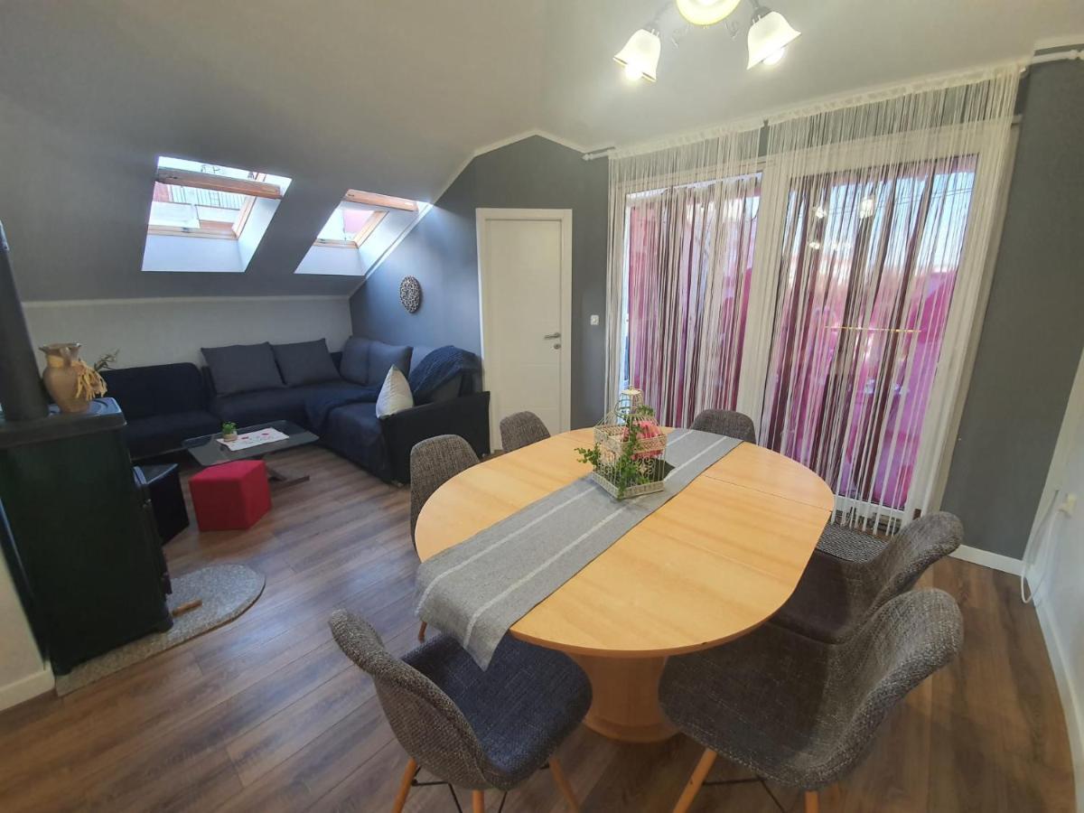 Apartment D Free Parking & Wifi, Walking Distance To Centrum Zadar Exteriör bild